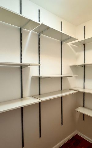 Apartamento para alugar com 80m², 2 quartos e sem vaga Apartamento para alugar com 80m², 2 quartos e sem vagaDespensa