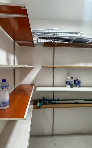 Apartamento para alugar com 106m², 3 quartos e 1 vaga Apartamento para alugar com 106m², 3 quartos e 1 vagaDespensa