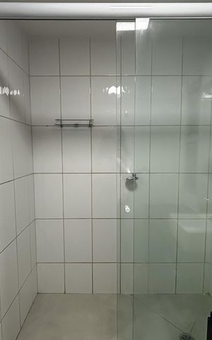 Apartamento para alugar com 106m², 3 quartos e 1 vaga Apartamento para alugar com 106m², 3 quartos e 1 vagaBanheiro da suíte