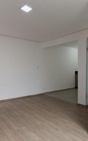Casa para alugar com 40m², 2 quartos e sem vaga Casa para alugar com 40m², 2 quartos e sem vagaSala