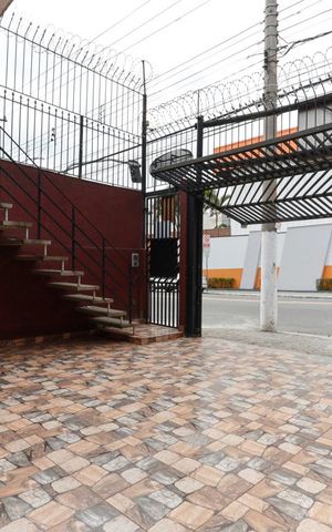 Casa para alugar com 40m², 2 quartos e sem vaga Casa para alugar com 40m², 2 quartos e sem vagaGaragem