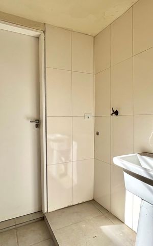 Casa à venda com 102m², 2 quartos e 1 vagaÁrea de Serviço Casa 2
