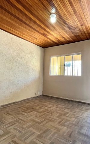 Casa à venda com 102m², 2 quartos e 1 vagaSala Casa 1