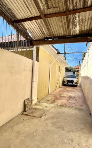 Casa à venda com 102m², 2 quartos e 1 vagaÁrea externa