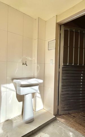 Casa à venda com 102m², 2 quartos e 1 vagaÁrea de Serviço Casa 2