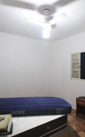 Casa para alugar com 140m², 2 quartos e 3 vagasCasa 2 / quarto 1
