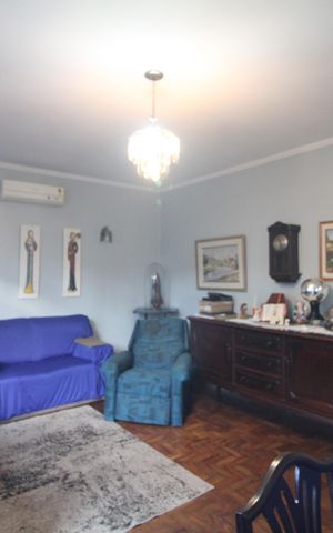 Casa para alugar com 140m², 2 quartos e 3 vagasSala