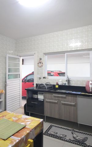 Casa para alugar com 140m², 2 quartos e 3 vagasCozinha