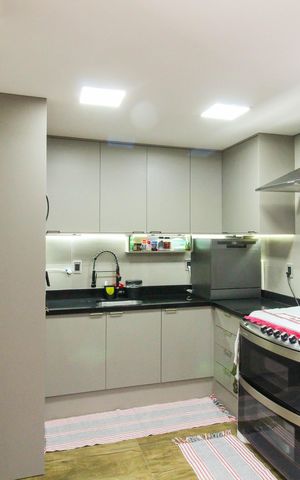 Casa à venda com 192m², 3 quartos e 3 vagas Casa à venda com 192m², 3 quartos e 3 vagasCozinha