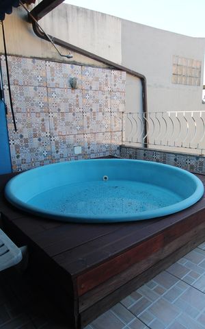 Casa de condomínio à venda com 110m², 2 quartos e 1 vagaTerraço - Piscina