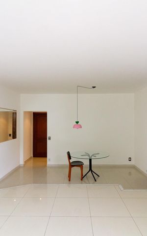 Apartamento à venda com 125m², 3 quartos e 1 vaga Apartamento à venda com 125m², 3 quartos e 1 vagaSala