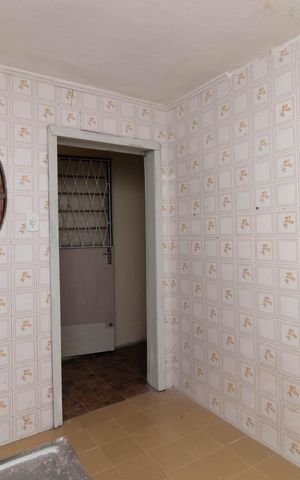 Casa para alugar com 80m², 2 quartos e 2 vagasCozinha