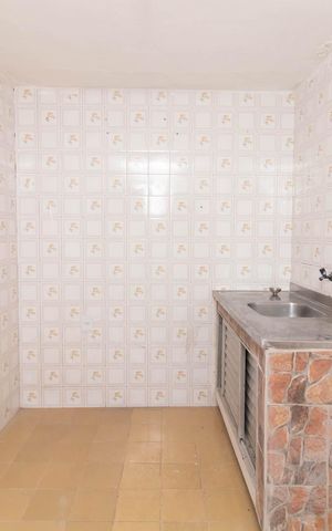 Casa para alugar com 80m², 2 quartos e 2 vagasCozinha