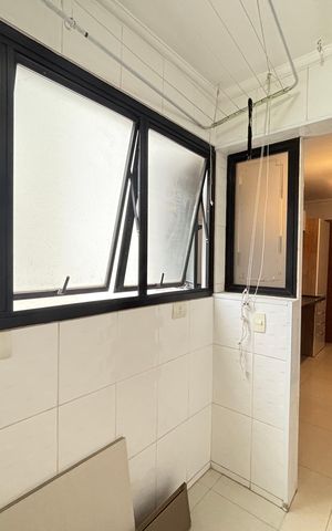 Apartamento à venda com 75m², 3 quartos e 1 vagaÁrea de Serviço