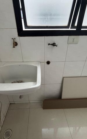 Apartamento à venda com 75m², 3 quartos e 1 vagaÁrea de Serviço