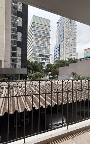 Apartamento à venda com 75m², 3 quartos e 1 vagaVaranda
