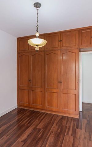 Apartamento à venda com 180m², 3 quartos e 5 vagasQuarto 1