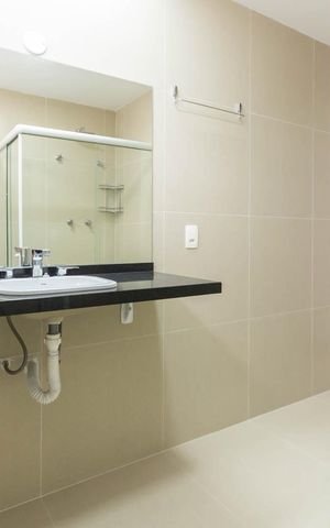 Apartamento à venda com 180m², 3 quartos e 5 vagasBanheiro social