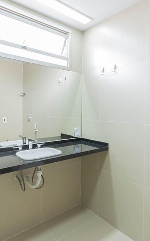 Apartamento à venda com 180m², 3 quartos e 5 vagasBanheiro Suíte