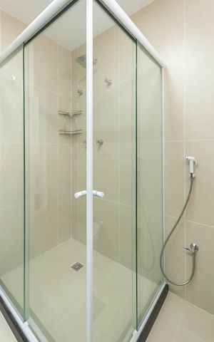 Apartamento à venda com 180m², 3 quartos e 5 vagasBanheiro social