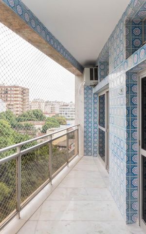 Apartamento à venda com 180m², 3 quartos e 5 vagasVaranda Quartos
