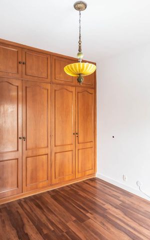 Apartamento à venda com 180m², 3 quartos e 5 vagasQuarto 2