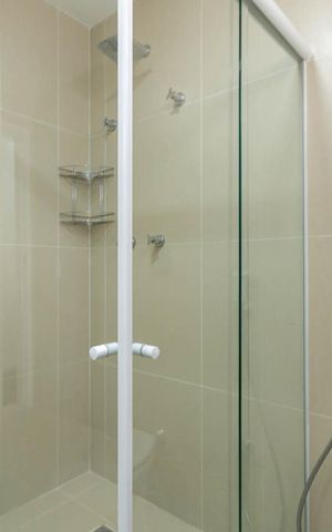 Apartamento à venda com 180m², 3 quartos e 5 vagasBanheiro social