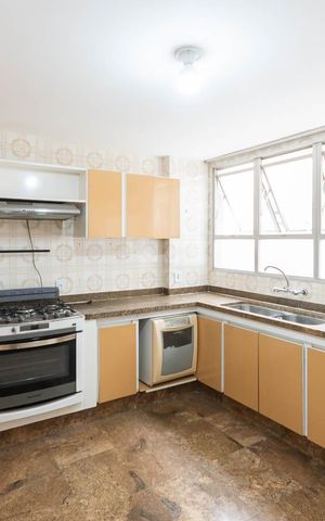 Apartamento à venda com 180m², 3 quartos e 5 vagasCozinha