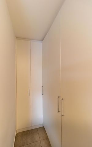 Studio para alugar com 43m², 1 quarto e 1 vaga Studio para alugar com 43m², 1 quarto e 1 vagaArmários