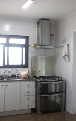 Apartamento para alugar com 160m², 4 quartos e 2 vagasCozinha