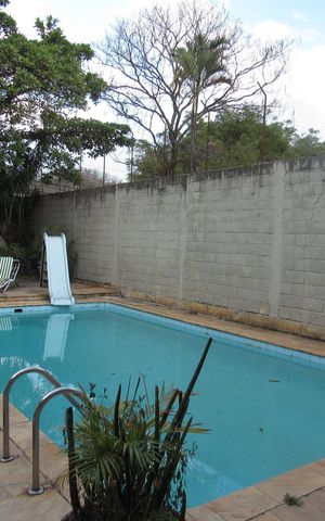 Casa para alugar com 500m², 3 quartos e 5 vagasÁrea externa