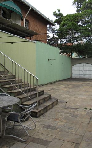 Casa para alugar com 500m², 3 quartos e 5 vagasÁrea externa