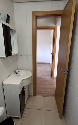 Apartamento à venda com 61m², 2 quartos e 1 vaga Apartamento à venda com 61m², 2 quartos e 1 vagaBanheiro