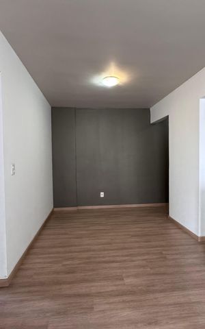 Apartamento à venda com 61m², 2 quartos e 1 vaga Apartamento à venda com 61m², 2 quartos e 1 vagaSala