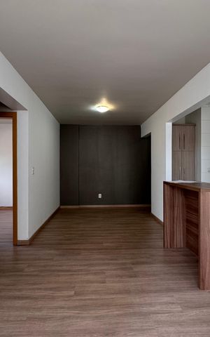 Apartamento à venda com 61m², 2 quartos e 1 vaga Apartamento à venda com 61m², 2 quartos e 1 vagaSala