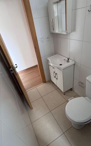 Apartamento à venda com 61m², 2 quartos e 1 vaga Apartamento à venda com 61m², 2 quartos e 1 vagaBanheiro Suíte