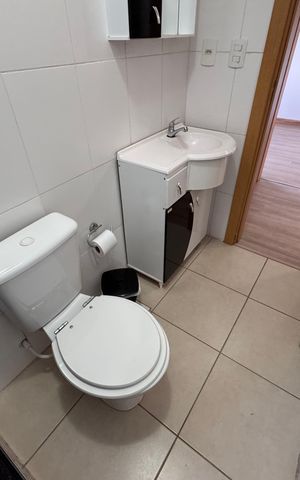 Apartamento à venda com 61m², 2 quartos e 1 vaga Apartamento à venda com 61m², 2 quartos e 1 vagaBanheiro