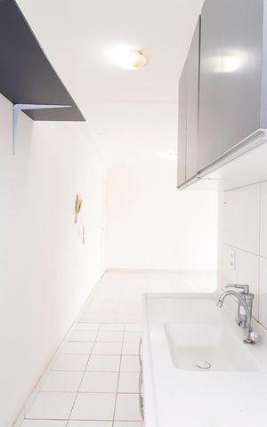 Apartamento à venda com 56m², 2 quartos e 1 vagaCozinha e Área de Serviço