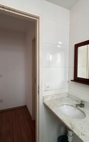 Apartamento à venda com 59m², 2 quartos e 1 vaga Apartamento à venda com 59m², 2 quartos e 1 vagaBanheiro social