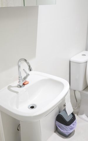 Apartamento para alugar com 200m², 3 quartos e 2 vagasBanheiro de serviço