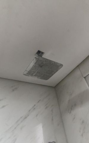 Apartamento para alugar com 96m², 3 quartos e 2 vagasBanheiro da Suíte - chuveiro