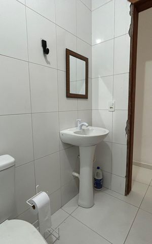 Casa para alugar com 100m², 2 quartos e 1 vaga Casa para alugar com 100m², 2 quartos e 1 vagaBanheiro
