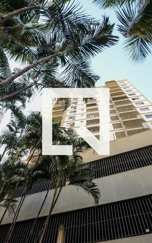 Apartamento para alugar com 62m², 2 quartos e 1 vaga Apartamento para alugar com 62m², 2 quartos e 1 vagaFachada