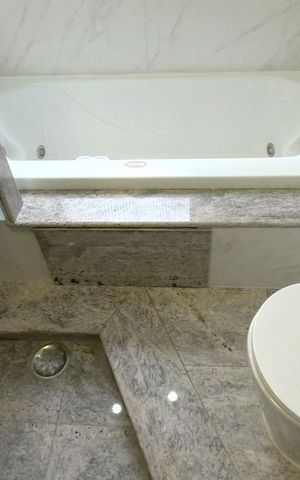 Apartamento para alugar com 180m², 3 quartos e 2 vagasBanheiro Suíte