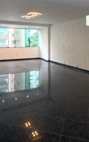 Apartamento para alugar com 180m², 3 quartos e 2 vagasSala 