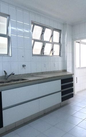 Apartamento para alugar com 180m², 3 quartos e 2 vagasCozinha