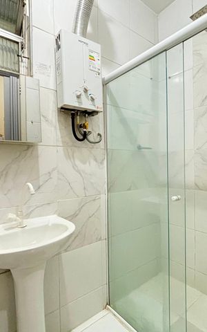 Studio para alugar com 28m², 1 quarto e sem vaga Studio para alugar com 28m², 1 quarto e sem vagaBanheiro