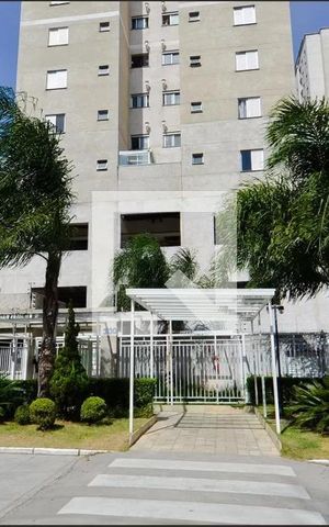 Apartamento à venda com 52m², 2 quartos e 1 vaga Apartamento à venda com 52m², 2 quartos e 1 vagaFachada e portaria