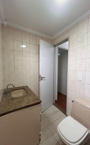 Apartamento à venda com 60m², 2 quartos e 1 vaga Apartamento à venda com 60m², 2 quartos e 1 vagaBanheiro social