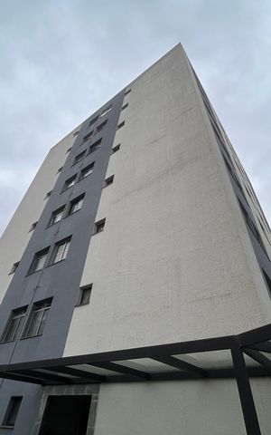 Apartamento à venda com 60m², 2 quartos e 1 vaga Apartamento à venda com 60m², 2 quartos e 1 vagaFachada